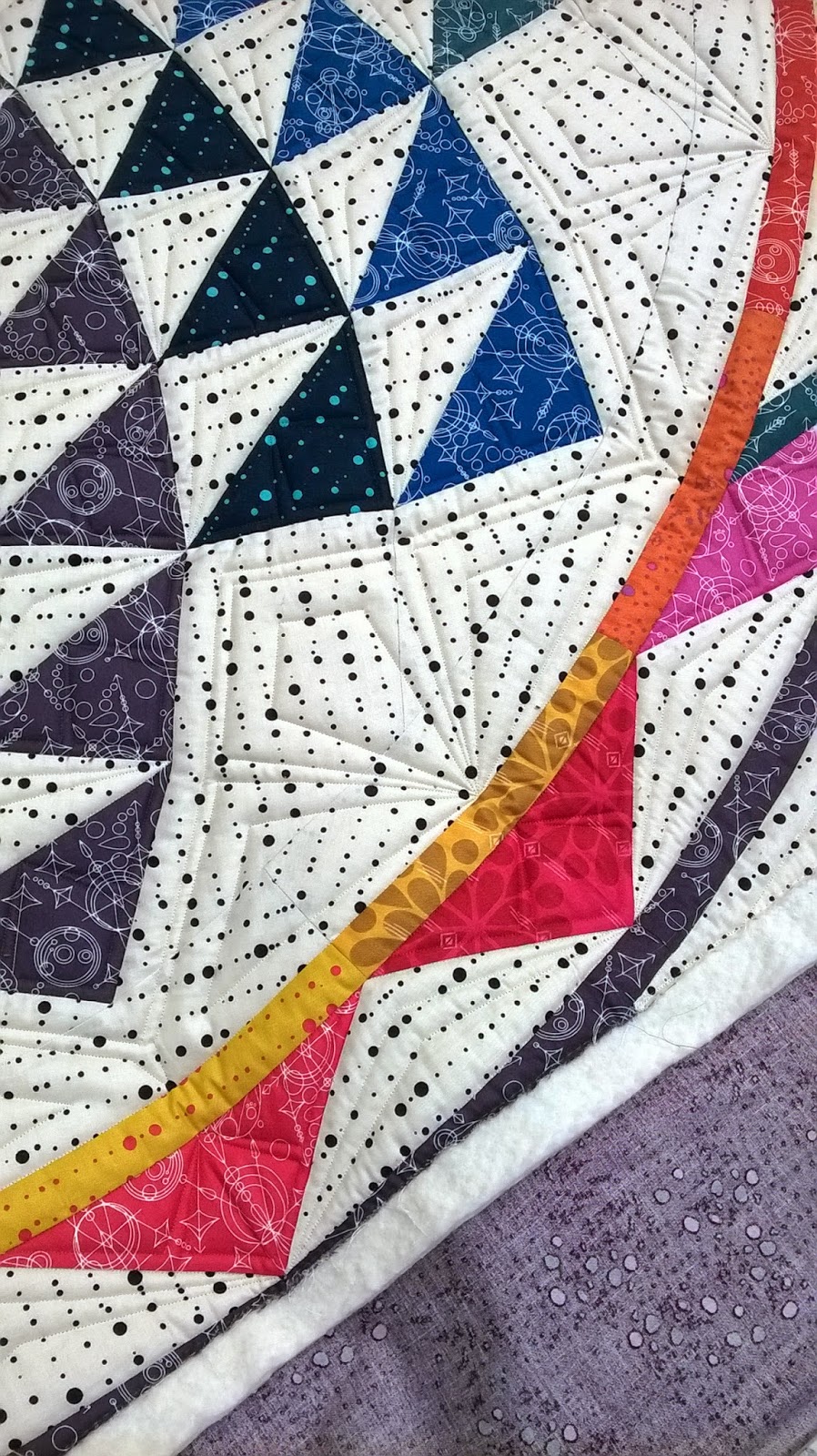The Quilting Mill Kimberly's "Eclipse" Quilt